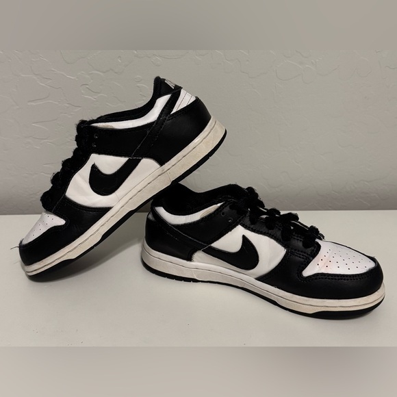 Nike Zoom Freak 4 “Zeus” cookies and cream sneakers. - Picture 2 of 5